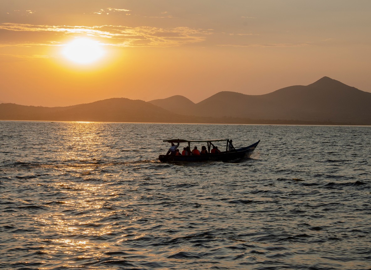 Lake Turkana Safari Guide Remote Routes Camps Cultural Highlights