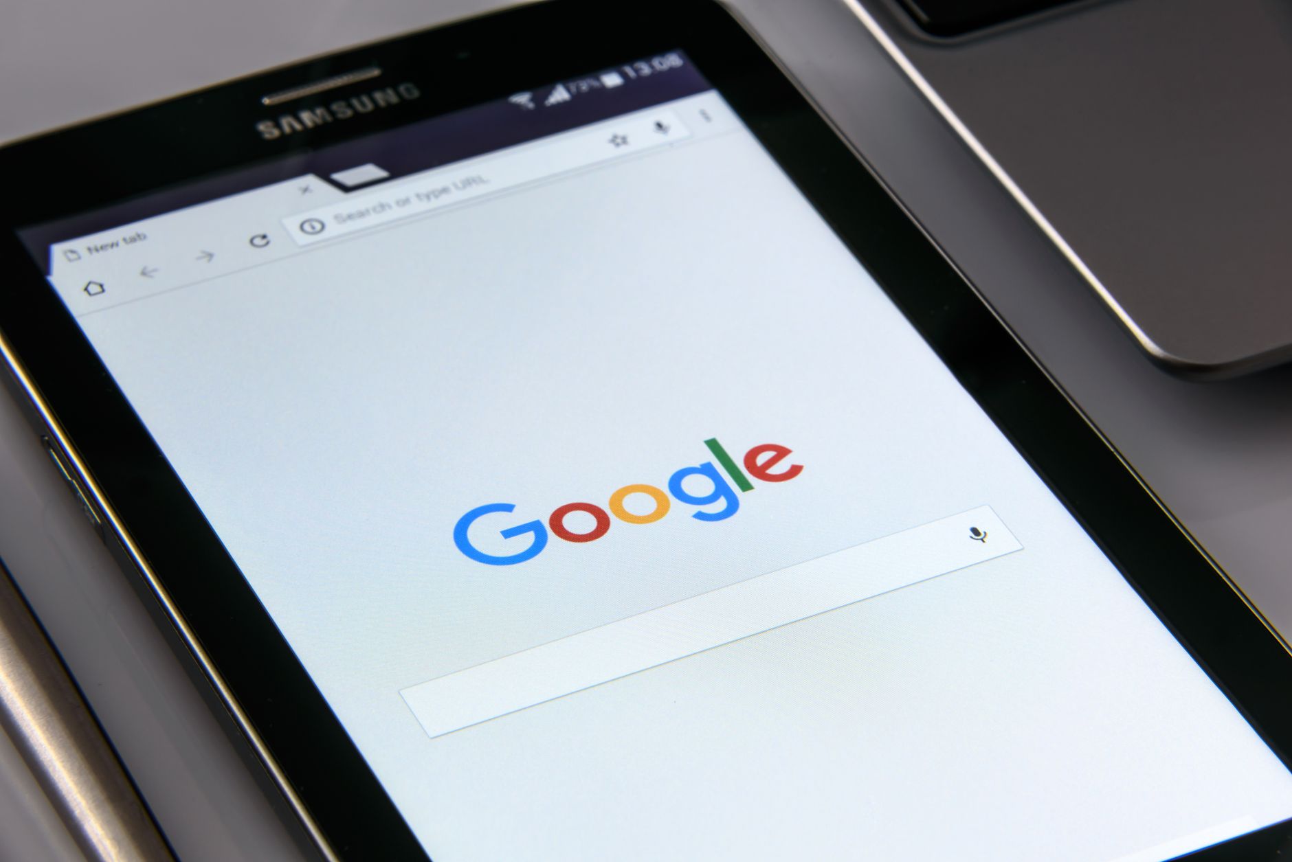 Mobile Data and WiFi Guide for Turkish Speakers in Kenya -- Photo by AS Photography on Pexels